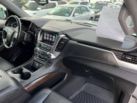 2019 Chevrolet Suburban LT