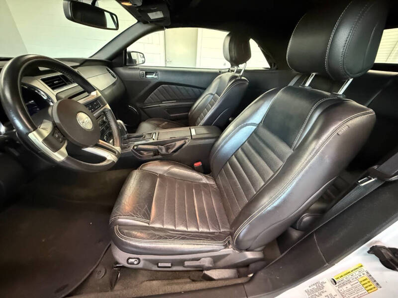 2014 Ford Mustang V6 Premium