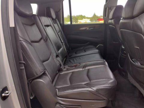 2016 Cadillac Escalade ESV Luxury Collection