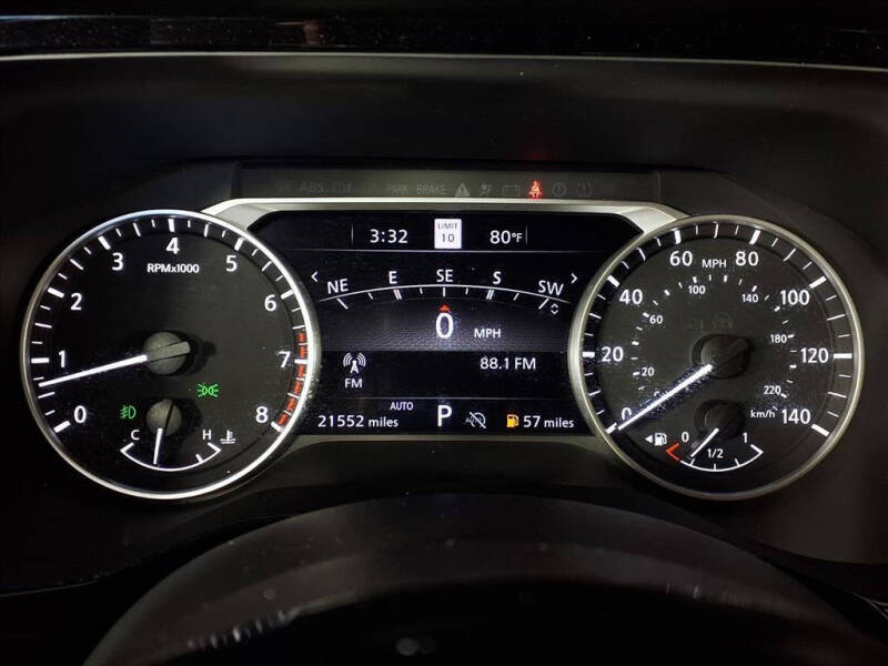 2023 Nissan Pathfinder SL