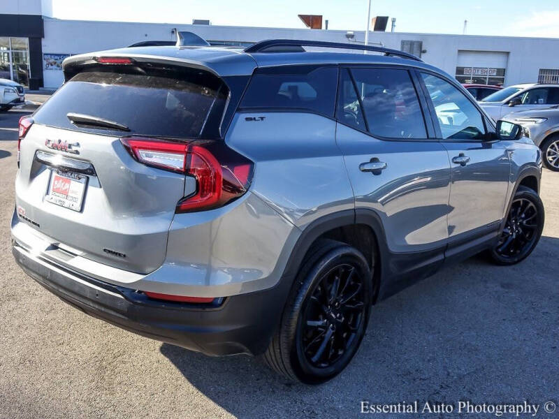 2024 GMC Terrain SLT