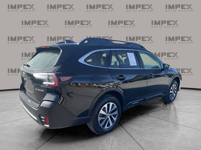 2022 Subaru Outback Premium
