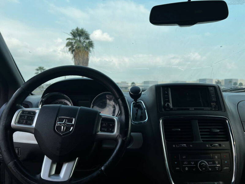 2015 Dodge Grand Caravan R/T