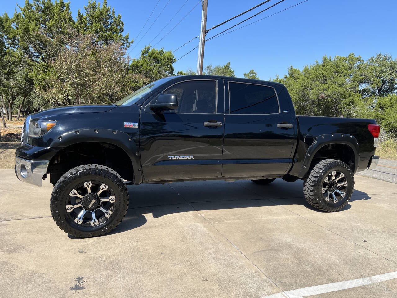 Used Car 2010 Toyota Tundra  Grade 4x4 4dr Crewmax Cab Pickup Sb (5.7l V8 Ffv) For Sale Under $20,000 In Austin, Texas