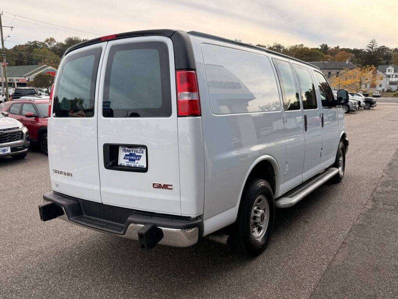 2023 GMC Savana 2500