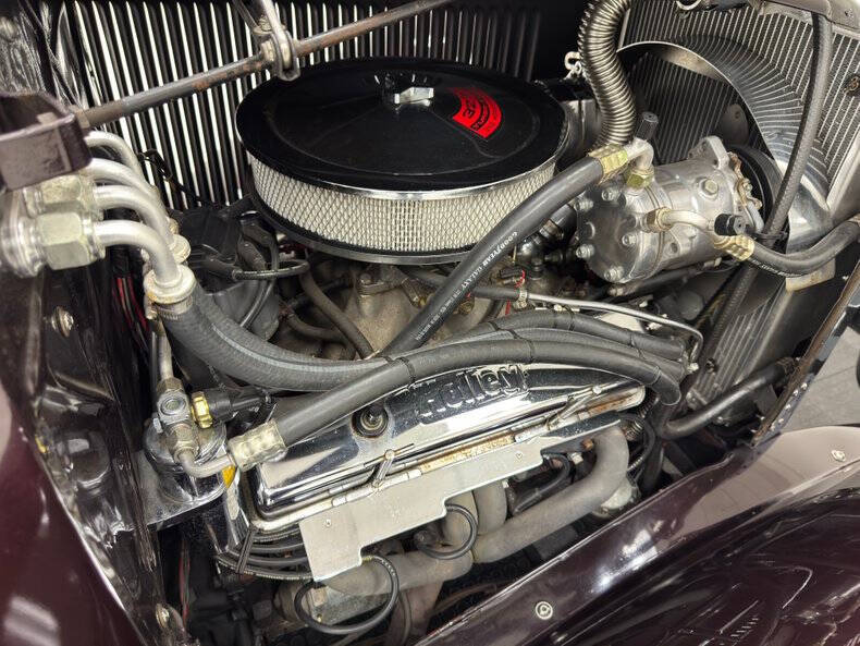 1932 Plymouth Deluxe