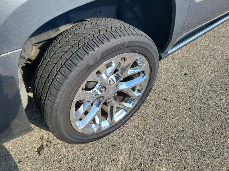 2018 Cadillac Escalade ESV Platinum