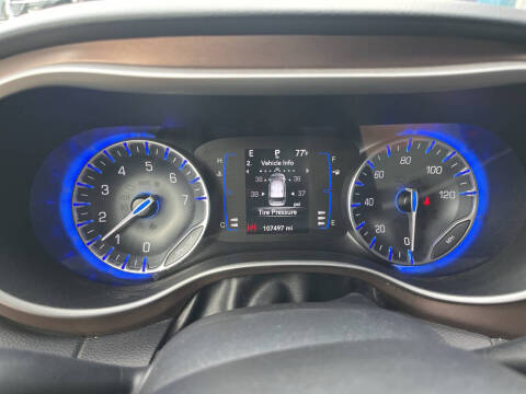 2020 Chrysler Voyager LXi