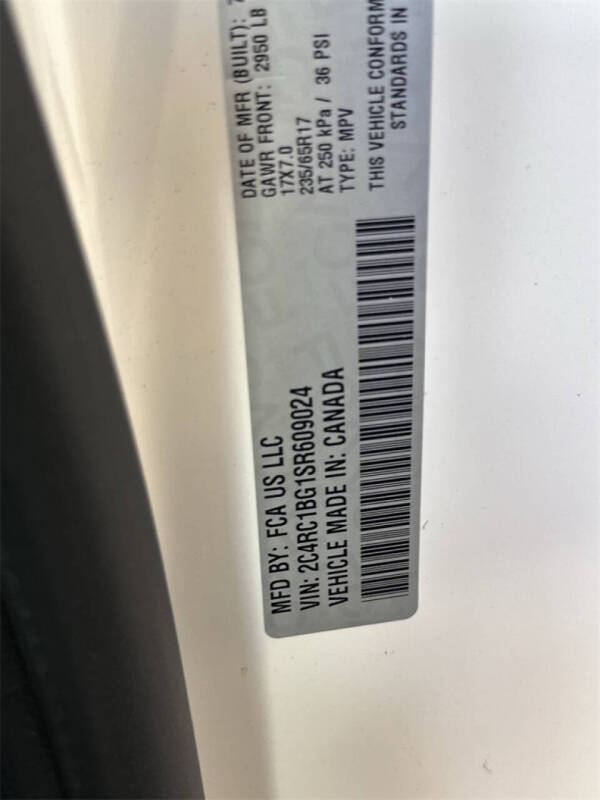 2025 Chrysler Pacifica Select