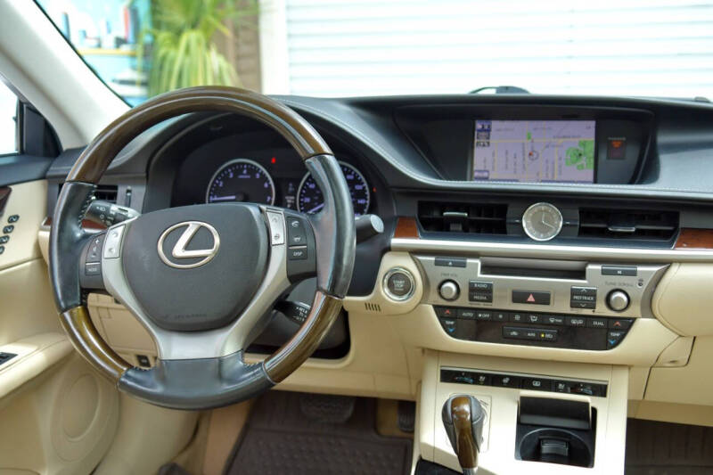 2013 Lexus ES 350