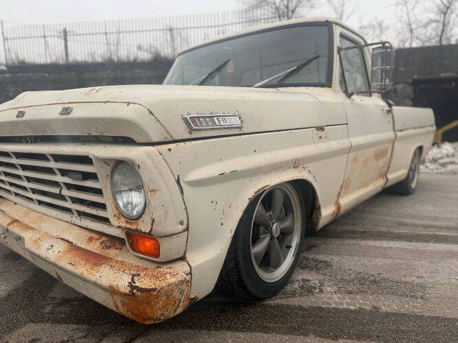 1967 Ford F-100