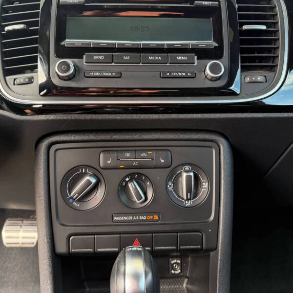 2012 Volkswagen Beetle