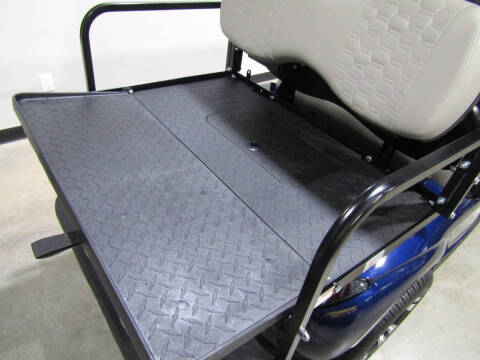 2020 E-Z-GO Storm Gas golf cart