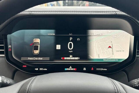 2025 Land Rover Range Rover P400 SE