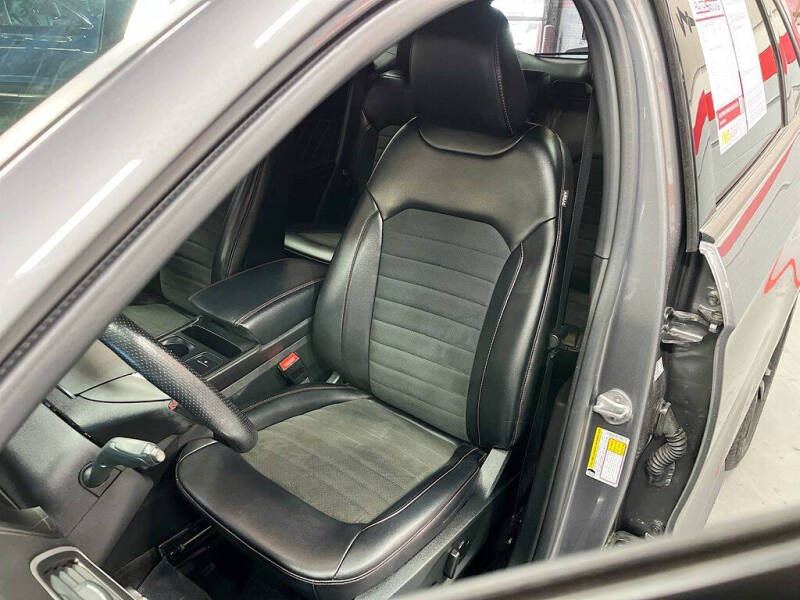 2022 Ford Edge ST-Line