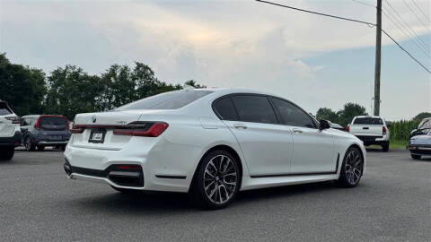 2022 BMW 7 Series 740i