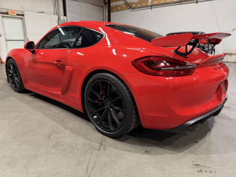 2016 Porsche Cayman GT4