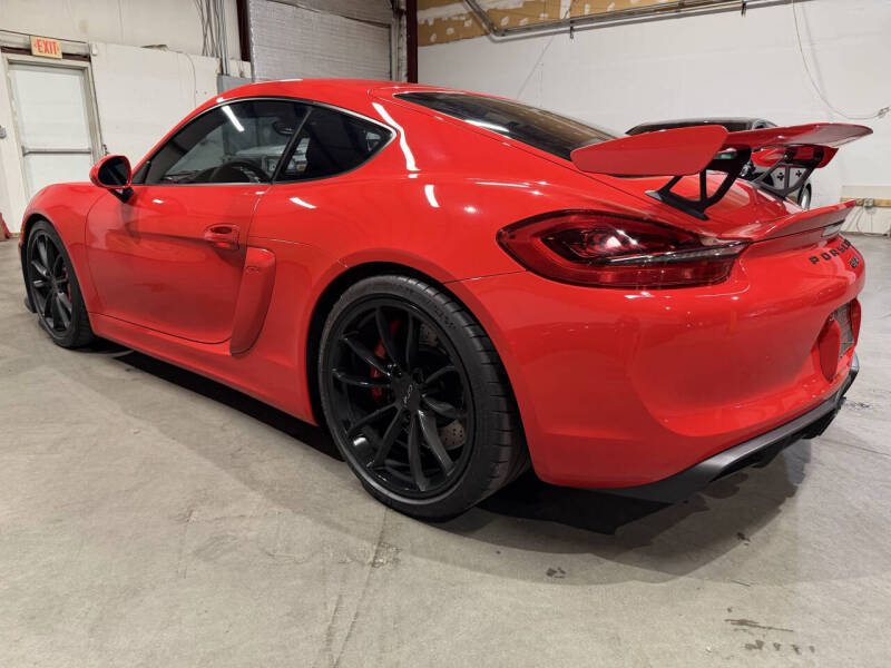 2016 Porsche Cayman GT4