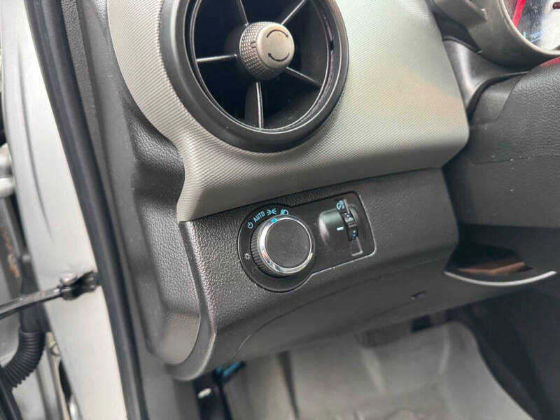 2013 Chevrolet Sonic LS Auto