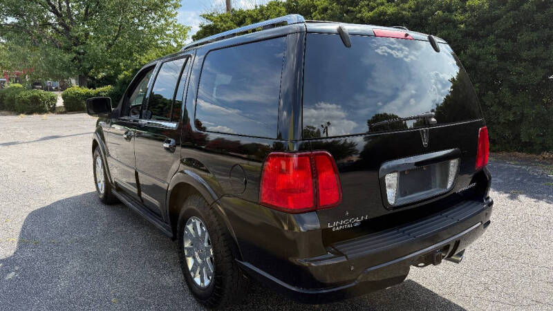 2004 Lincoln Navigator Luxury