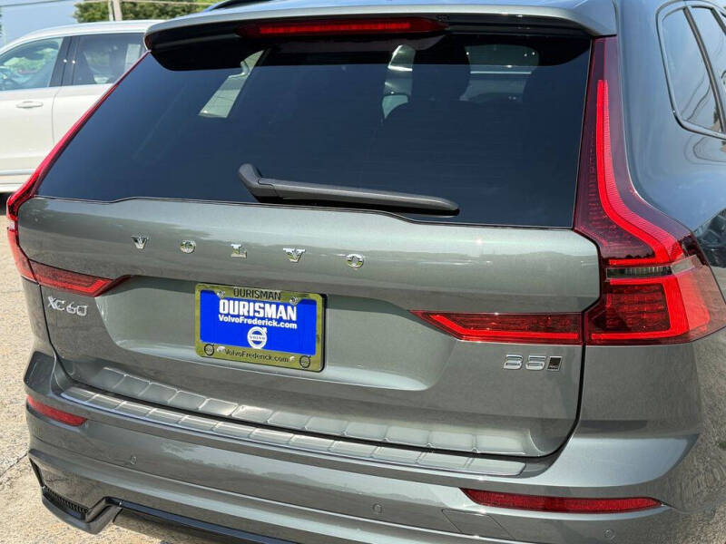 2026 Volvo XC60 B5 Plus