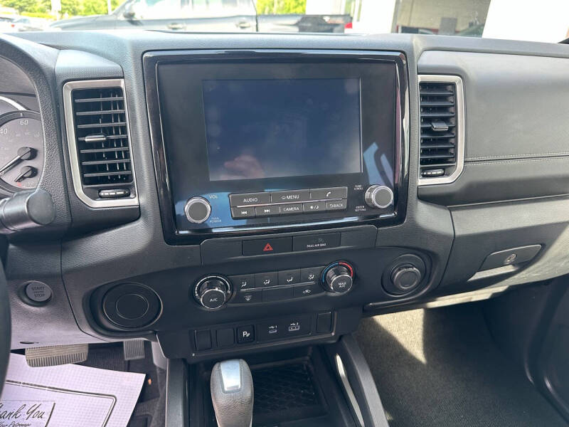 2022 Nissan Frontier S