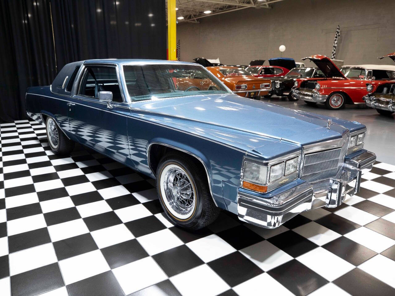 1985 Cadillac Fleetwood Brougham 10