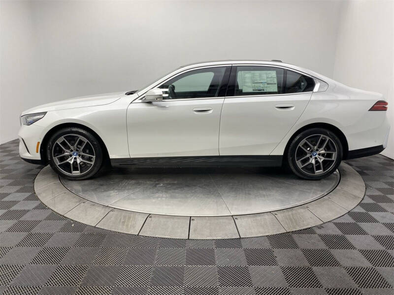 2024 BMW i5 eDrive40