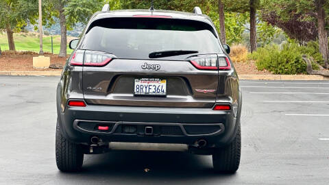 2020 Jeep Cherokee Trailhawk