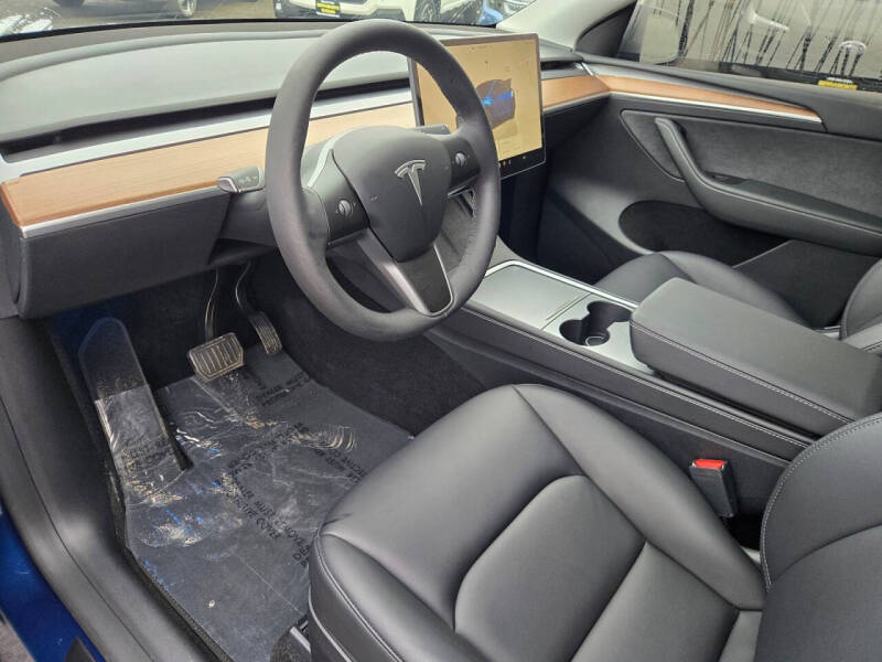 2024 Tesla Model Y Long Range