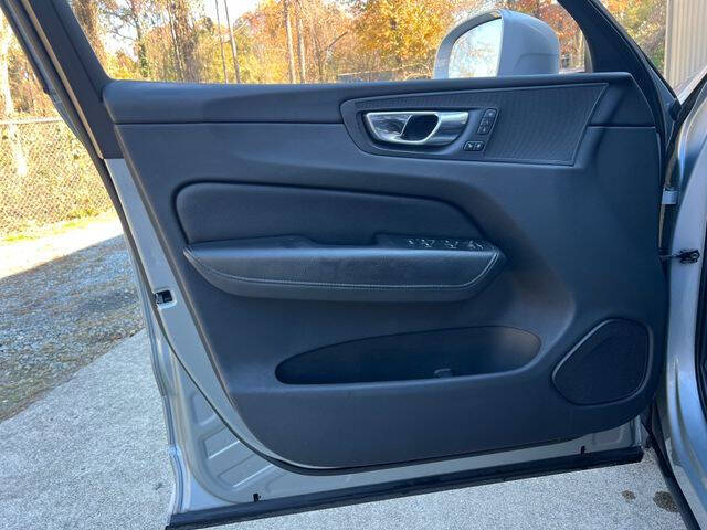 2018 Volvo XC60 T5 Momentum