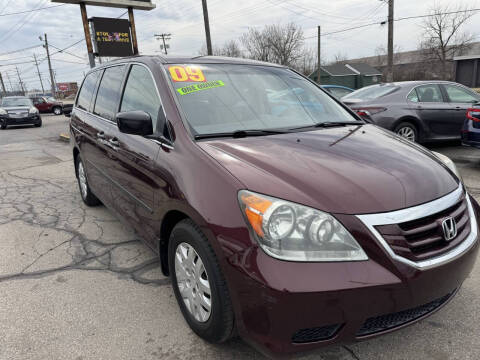 2009 Honda Odyssey for sale at Valley Auto Finance in Girard OH