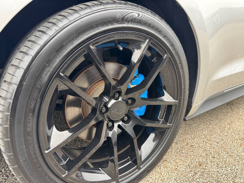 2016 Ford Mustang V6