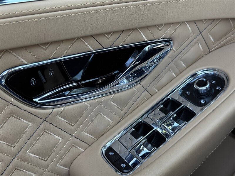 2020 Bentley Continental 39