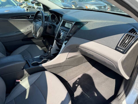 2011 Hyundai Sonata Limited