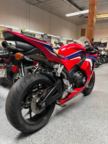 2022 Honda CBR600RR