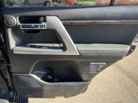 2013 Toyota Land Cruiser