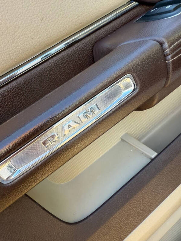 2017 RAM 1500 Laramie