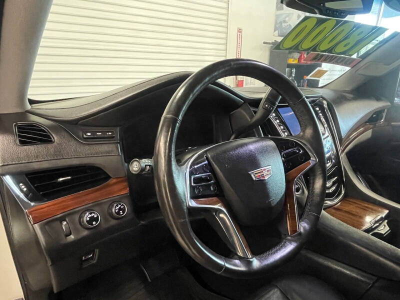 2015 Cadillac Escalade Premium