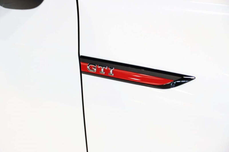 2022 Volkswagen Golf GTI SE