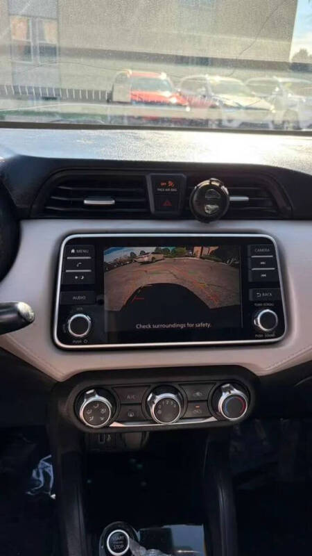 2021 Nissan Versa SV