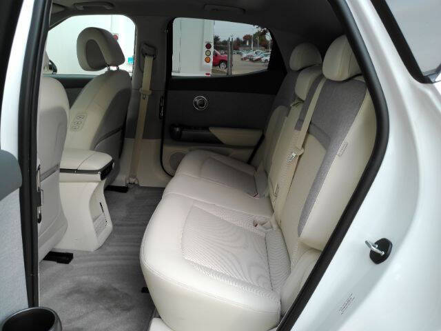 2024 Genesis GV60 Standard