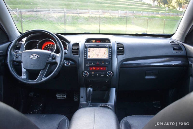 2012 Kia Sorento SX