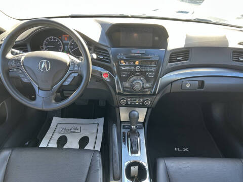 2013 Acura ILX 2.0L w/Tech