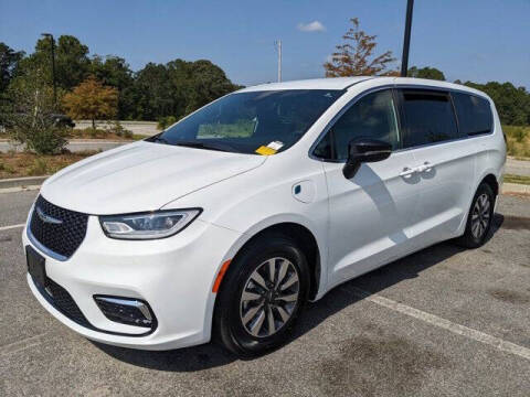 2025 Chrysler Pacifica Plug-In Hybrid