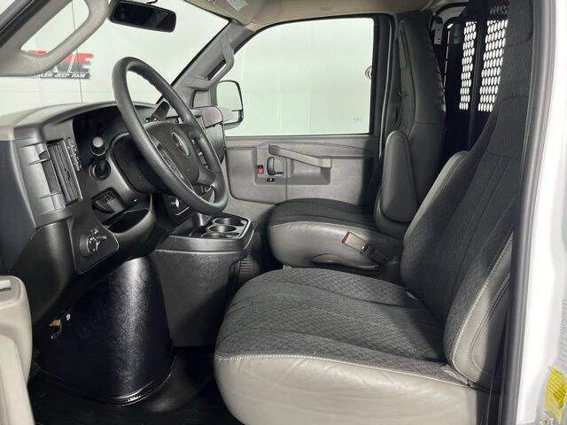 2024 GMC Savana 2500