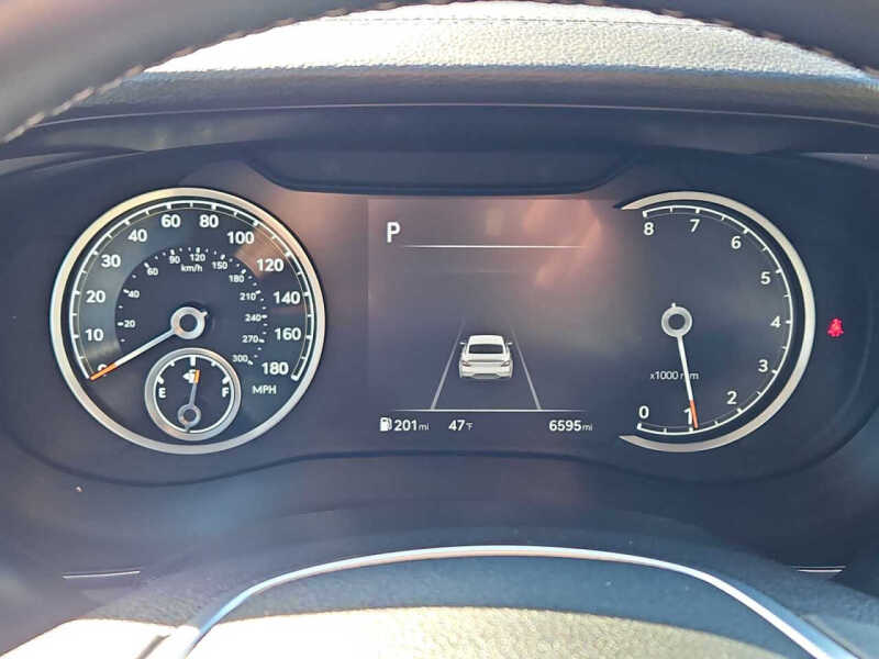 2025 Genesis G70