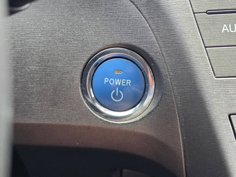2012 Toyota Prius Two