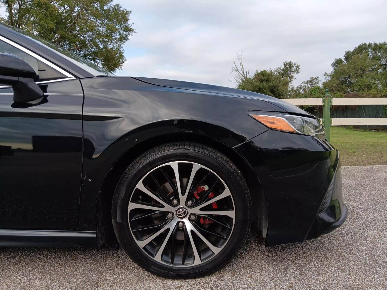 2020 Toyota Camry for sale at AUTOPLUG 360 in Stafford, TX