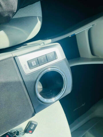 2012 Toyota Prius v Three